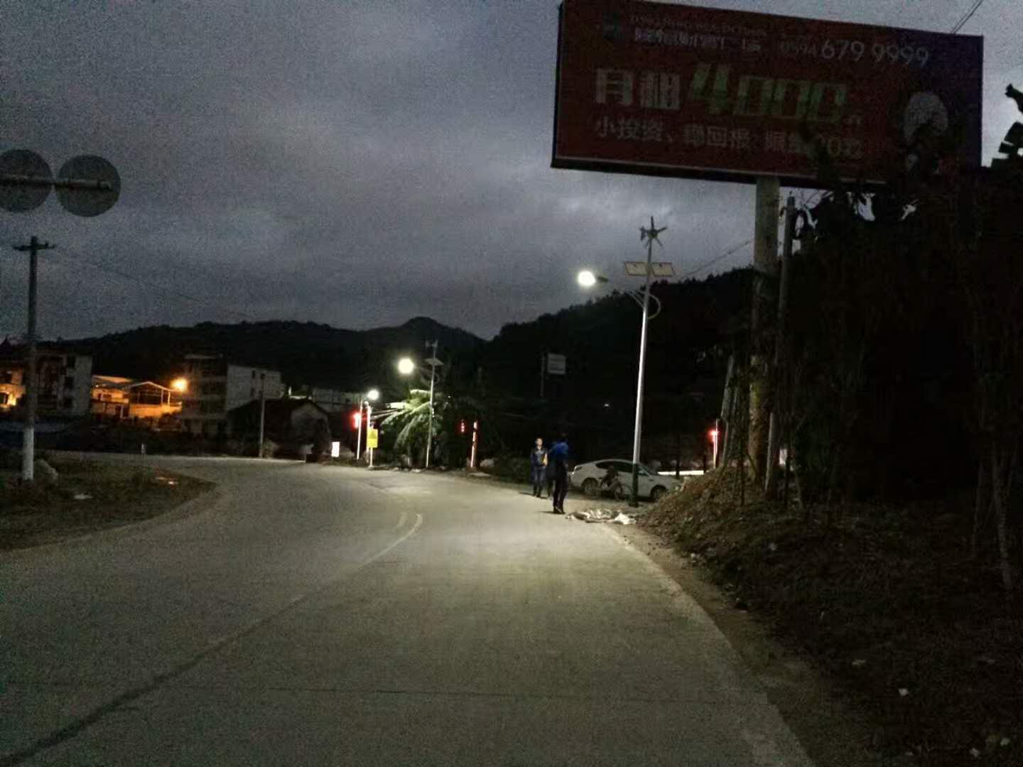 福建風(fēng)光互補路燈